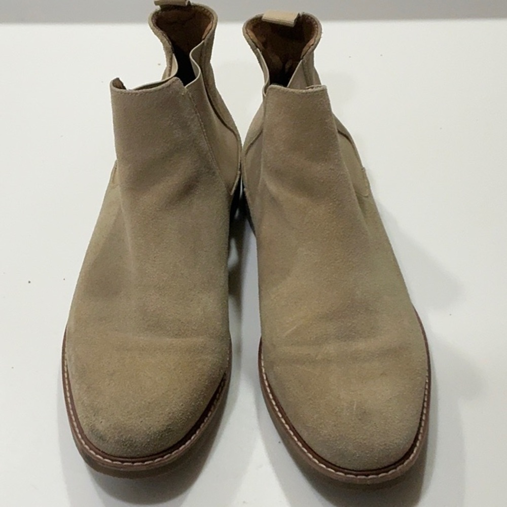 Steve Madden Tan Chelsea Boots with Suede Finish